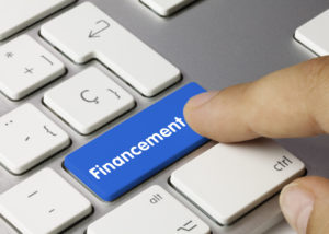 Financement écrit sur une touche de clavier